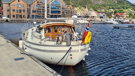 Fjord 33 MS 2 of 5