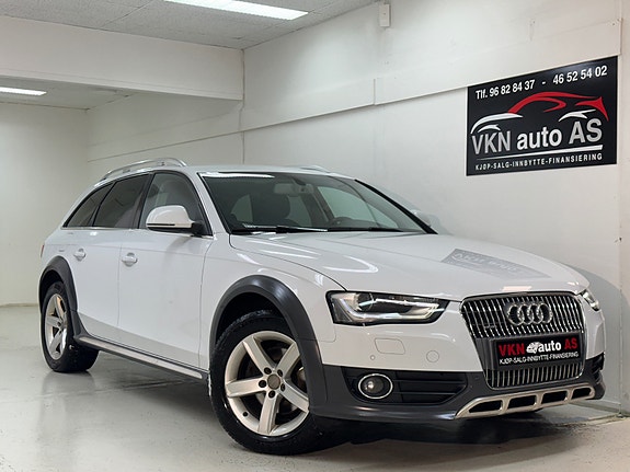 Audi A4 allroad 2 of 5