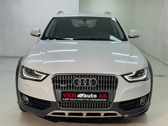 Audi A4 allroad 4 of 5