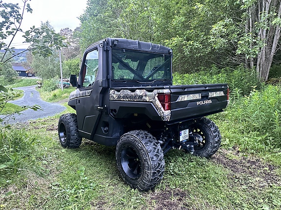 Polaris Ranger XP 1000 Hunter 5 of 9