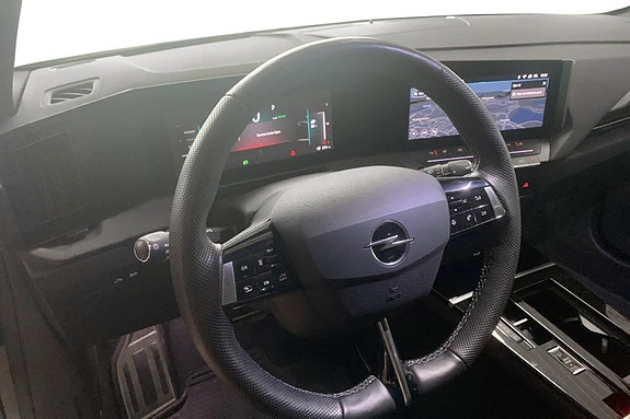 Opel Astra 9 of 24
