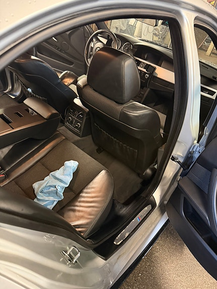 BMW 525d 24 of 28