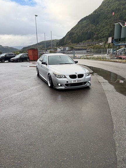 BMW 525d 25 of 28