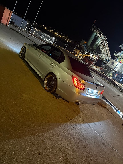 BMW 525d 11 of 28