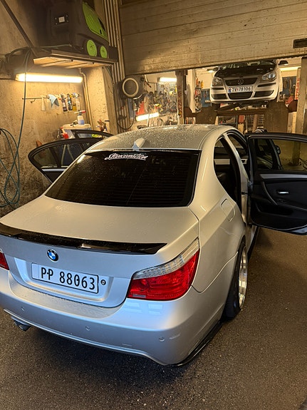 BMW 525d 21 of 28