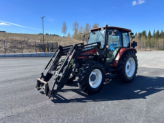 New Holland TL80