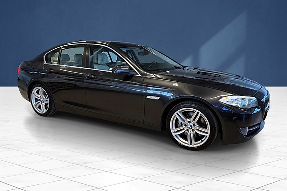BMW 528i 2 of 24