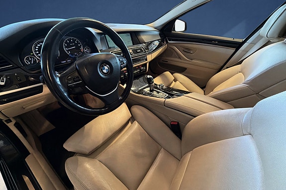 BMW 528i 11 of 24