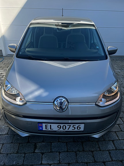 Volkswagen UP! 3 of 5