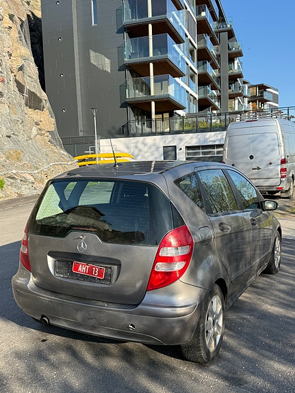 Mercedes-Benz A160 6 of 30