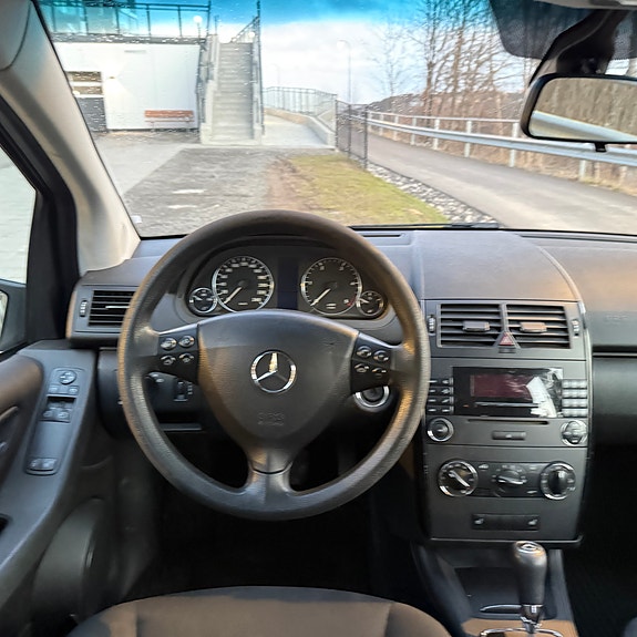 Mercedes-Benz A160 21 of 30