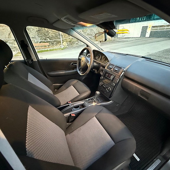 Mercedes-Benz A160 19 of 30
