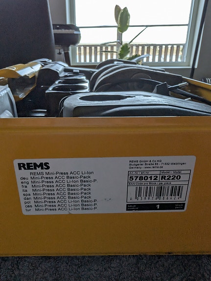 Product image 2 of 3