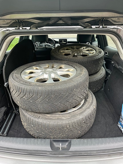 Mercedes-Benz GLA200 11 of 11