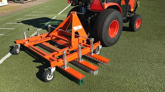 Hammer HB-240 kunstgress harv/børste