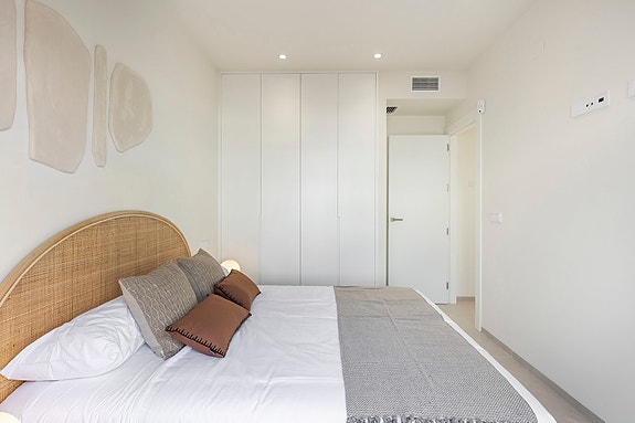 Ny moderne villa med 3 soverom | Privat basseng og flotte uteområder