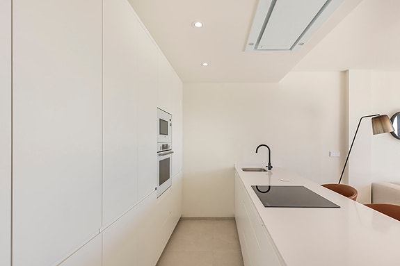 Ny moderne villa med 3 soverom | Privat basseng og flotte uteområder