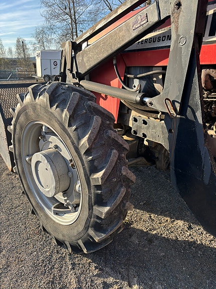Massey Ferguson 595 12 of 18