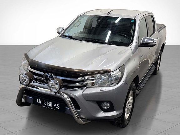 Toyota HiLux 4 of 5