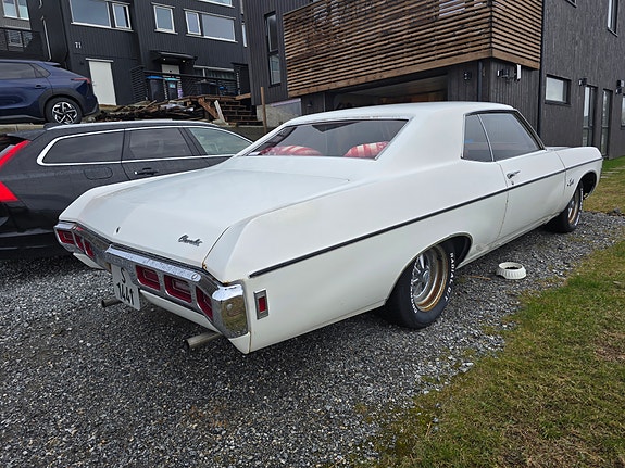 Chevrolet Impala 5 of 5