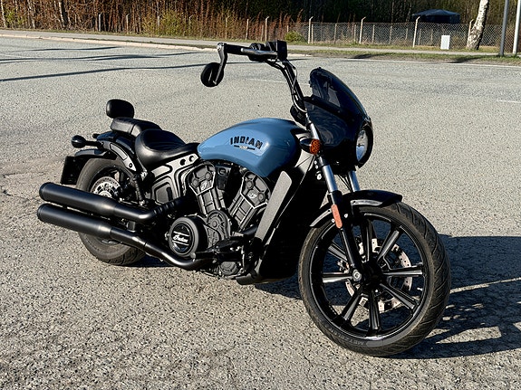 INDIAN Scout Rogue - Storm Blue - Passasjersete