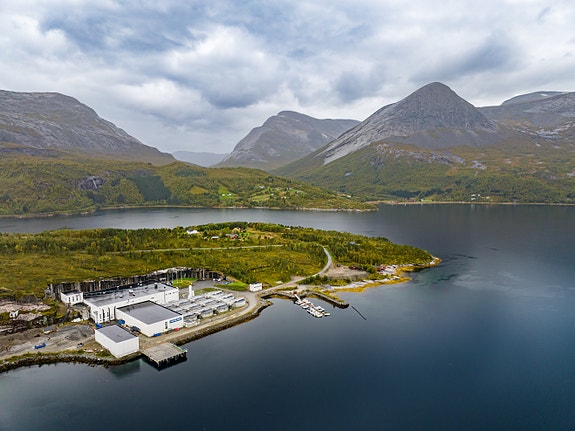 Settefiskanlegget i Mørsvikbotn