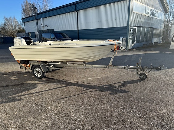 Motorbåt Mamba 001 med Honda 40hk 4 of 5