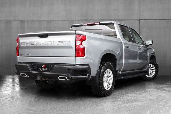 Chevrolet Silverado 1500 2 of 30