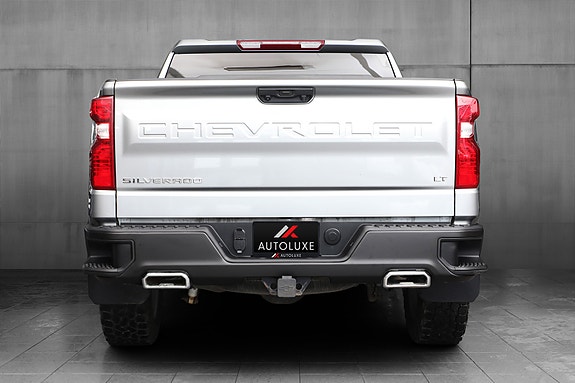 Chevrolet Silverado 1500 24 of 30