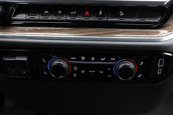 Chevrolet Silverado 1500 21 of 30