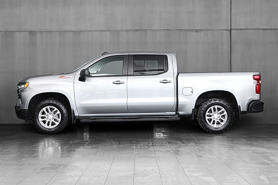Chevrolet Silverado 1500 3 of 30