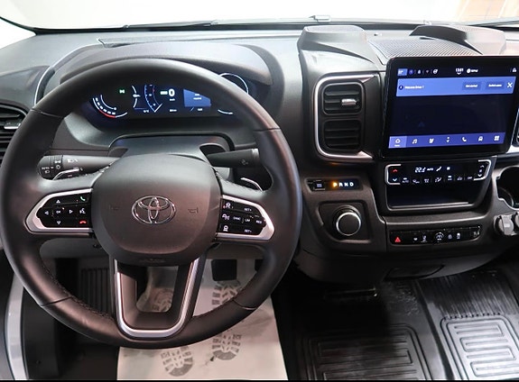 Toyota ProAce Max 8 of 11