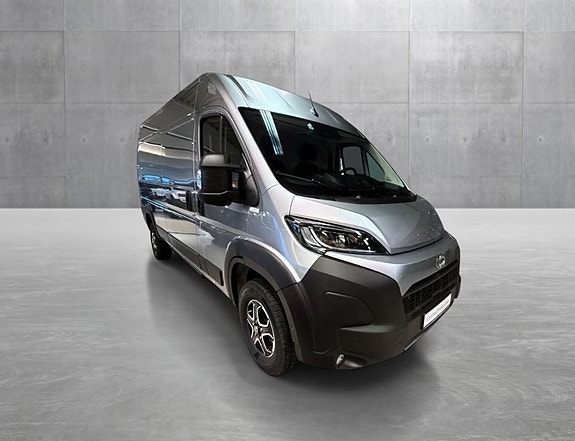 Toyota ProAce Max 2 of 11