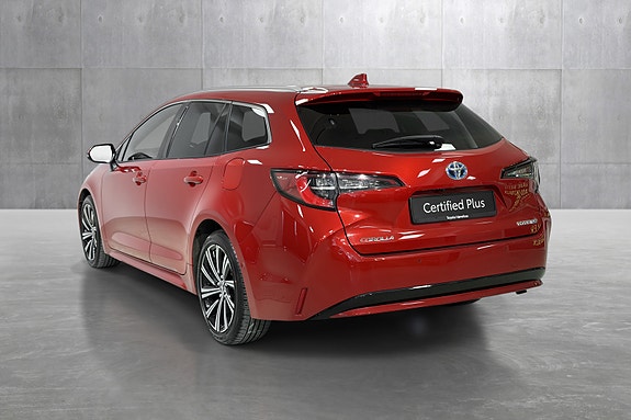 Toyota Corolla 3 of 5