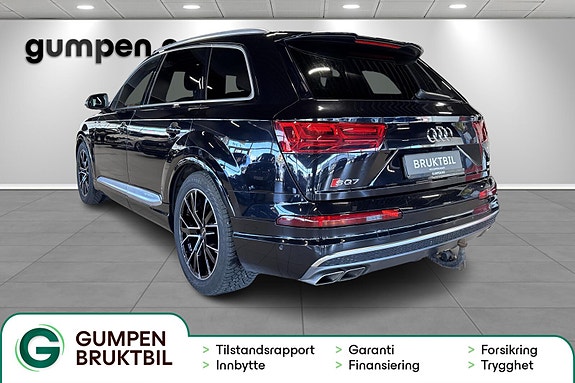 Audi SQ7 3 of 5