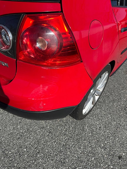 Volkswagen Golf V 5 of 5