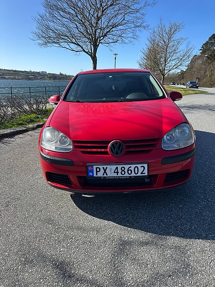 Volkswagen Golf V 3 of 5