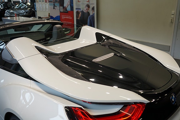 BMW i8 5 of 5