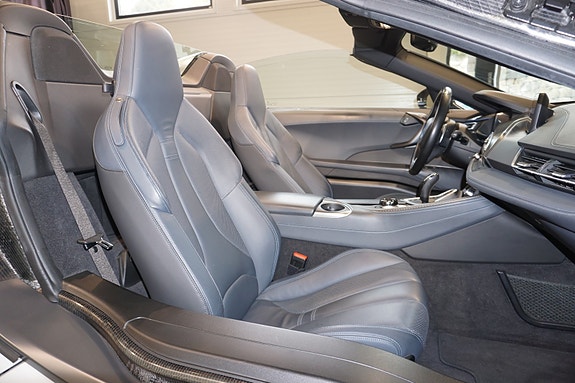 BMW i8 27 of 30
