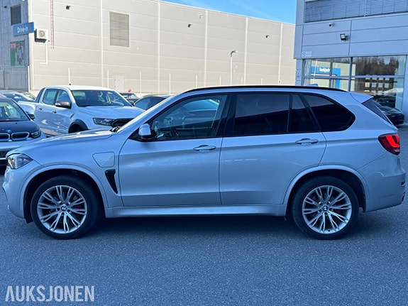 BMW X5 4 of 5