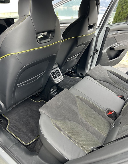 Skoda Enyaq RS 20 of 30