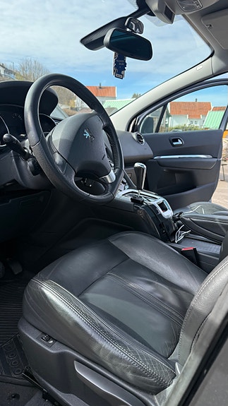 Peugeot 5008 8 of 16