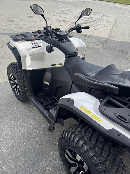 Can-Am Outlander Max Electric 9 of 9