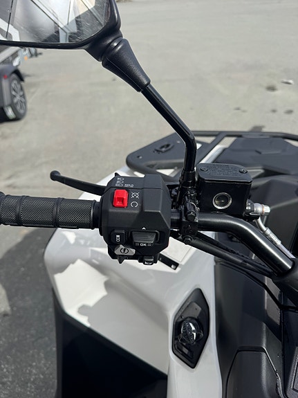 Can-Am Outlander Max Electric 8 of 9