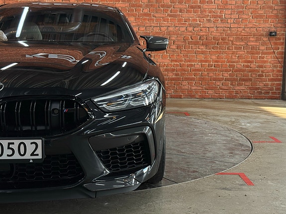 BMW M8 4 of 5