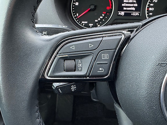 Audi Q2 22 of 30