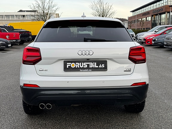 Audi Q2 6 of 30