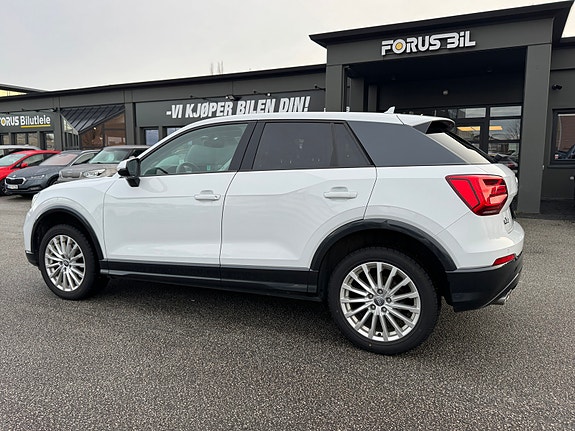Audi Q2 3 of 5