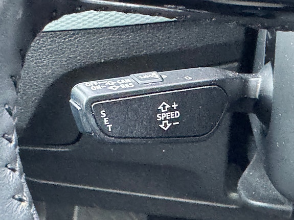 Audi Q2 25 of 30