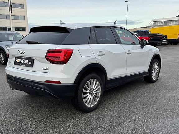 Audi Q2 8 of 30